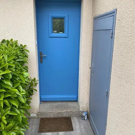 T3 A 5 Minutes A Pied De La *